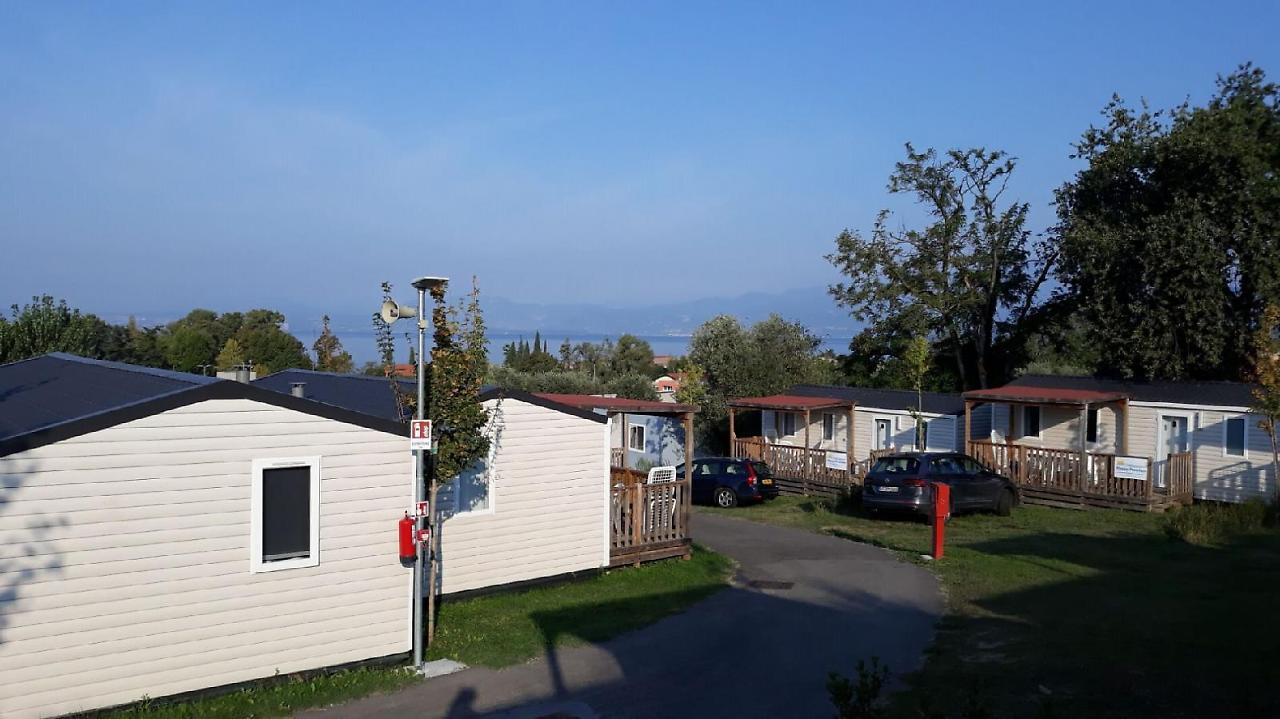 Happy Camp Mobile Homes In Camping Cisano San Vito Bardolino Zewnętrze zdjęcie