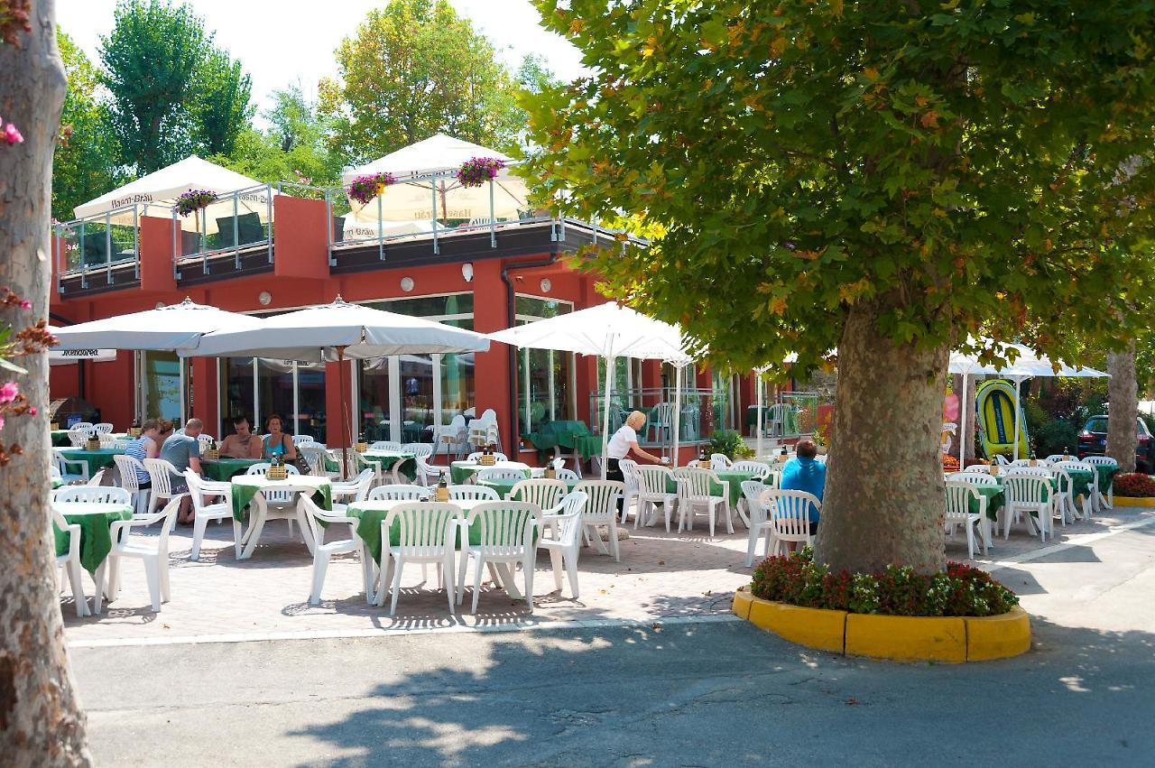 Happy Camp Mobile Homes In Camping Cisano San Vito Bardolino Zewnętrze zdjęcie