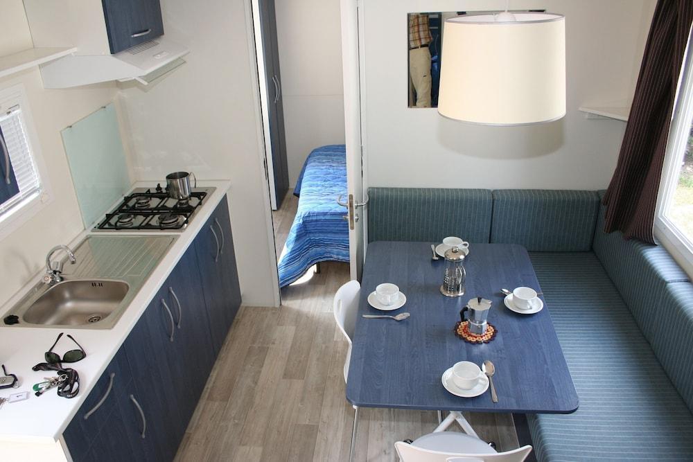 Happy Camp Mobile Homes In Camping Cisano San Vito Bardolino Zewnętrze zdjęcie