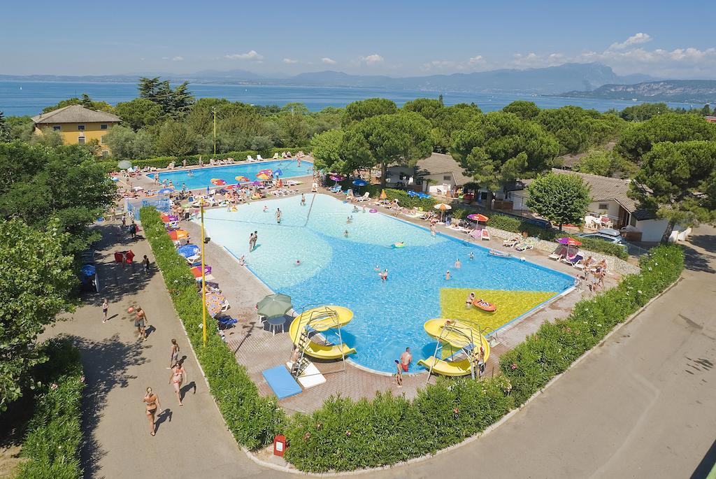 Happy Camp Mobile Homes In Camping Cisano San Vito Bardolino Zewnętrze zdjęcie