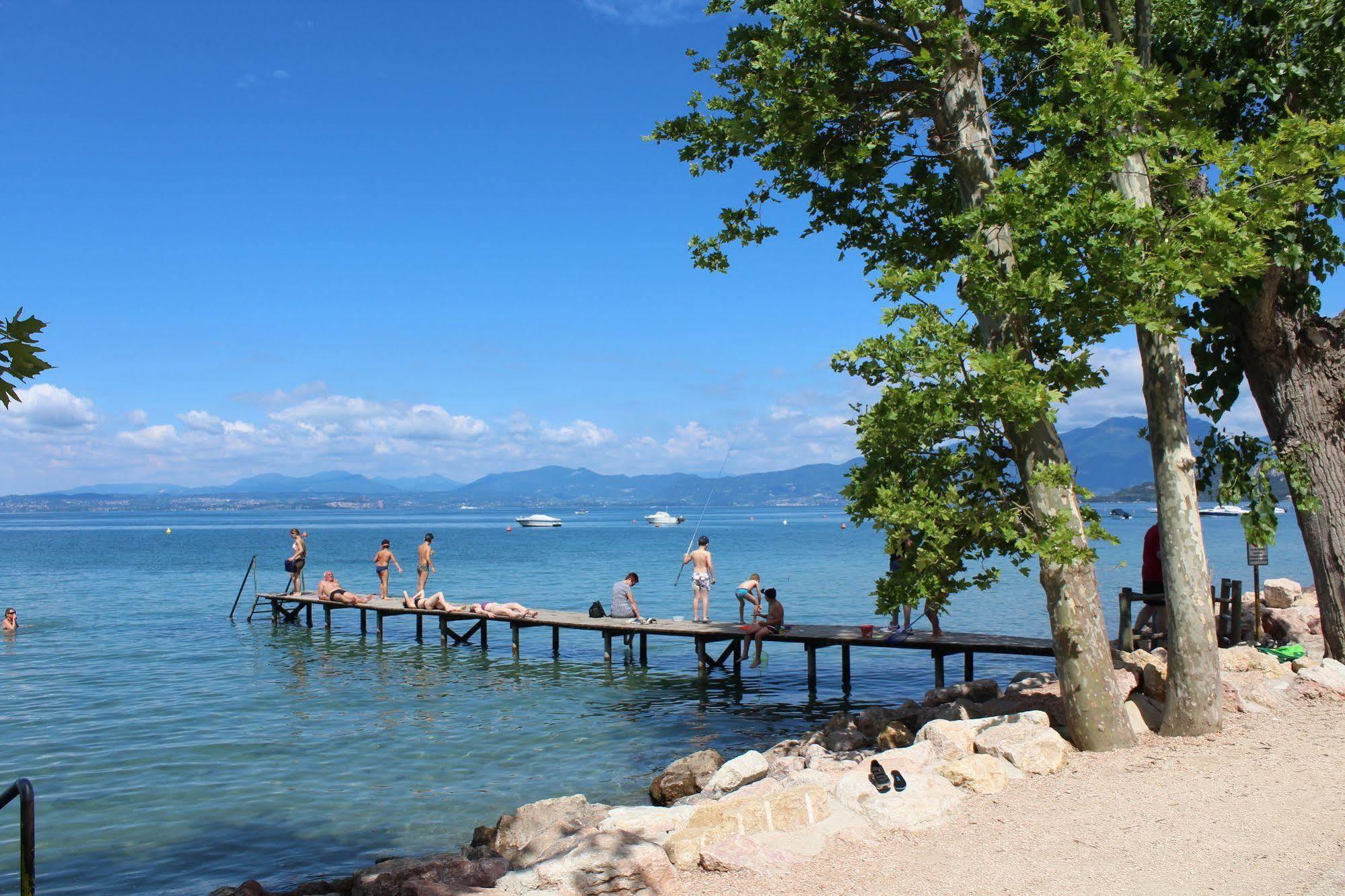 Happy Camp Mobile Homes In Camping Cisano San Vito Bardolino Zewnętrze zdjęcie