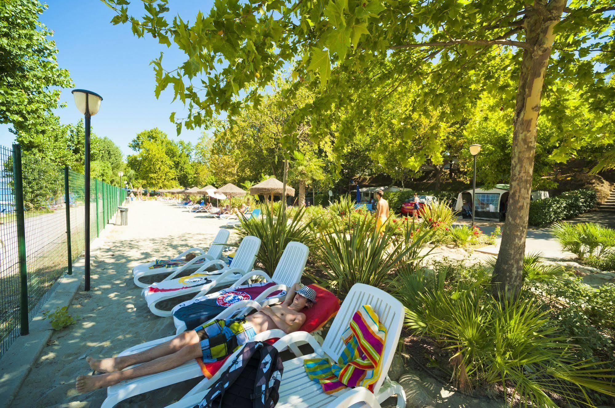 Happy Camp Mobile Homes In Camping Cisano San Vito Bardolino Zewnętrze zdjęcie
